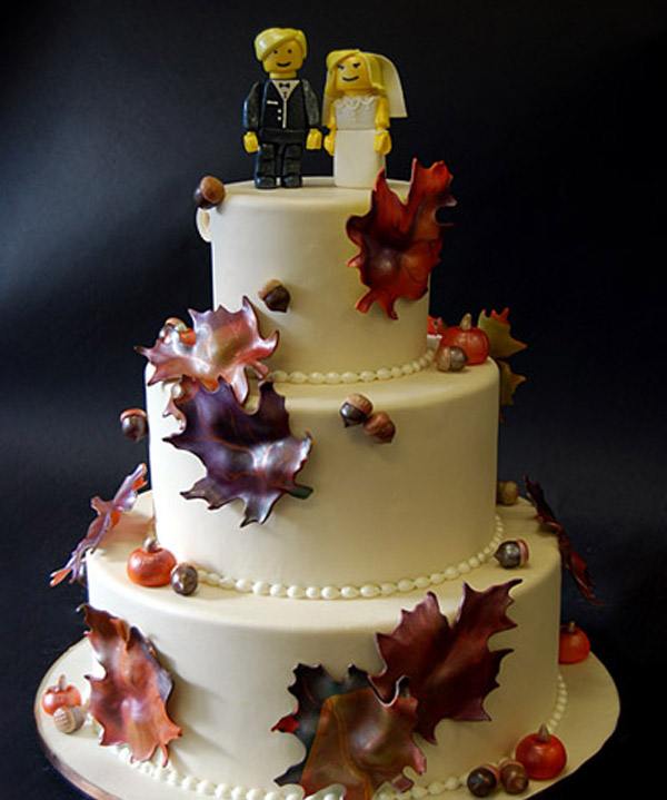 Pastel de bodas con sorpresa pastel_lego_1_600x719 