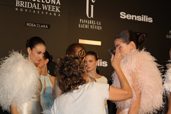 Feminidad andrógina en el desfile de Rosa Clará 2013 rosa_clara_2_600x400 