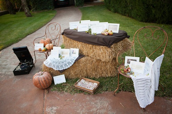 Leaves pumpkins and party leaves_pumpkins_3_600x400 