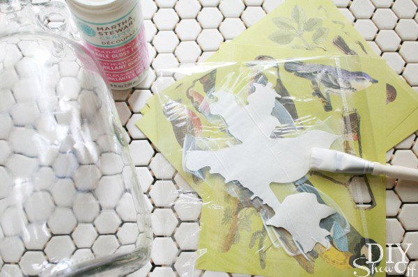 Diy: decoupage en botellas de cristal deco_botellas_5_600x398 