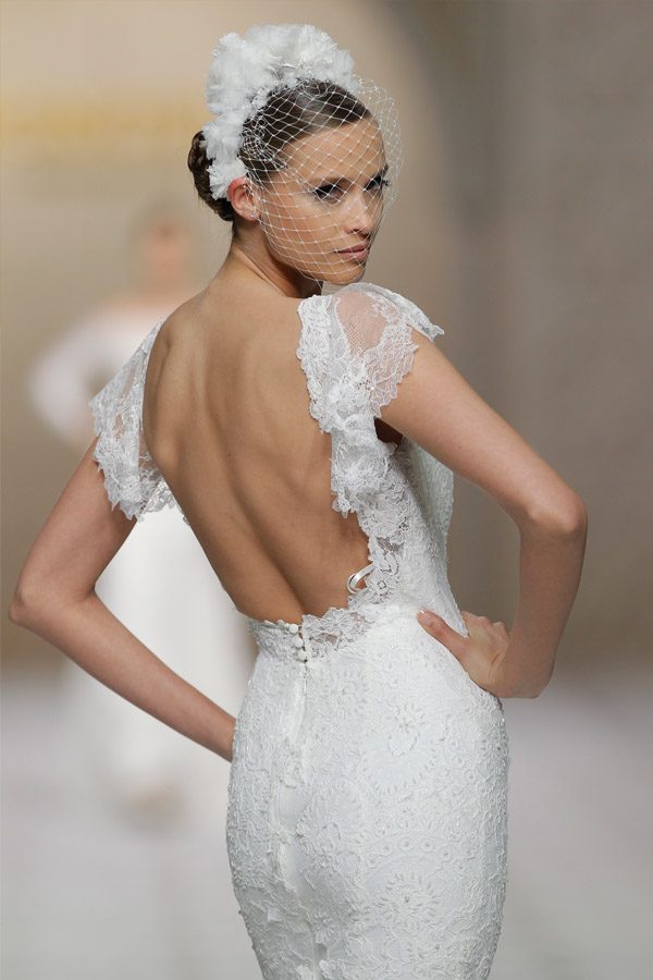 PRONOVIAS FASHION SHOW 2015: LA FÁBRICA DE LOS SUEÑOS pronovias2015_8_600x900 