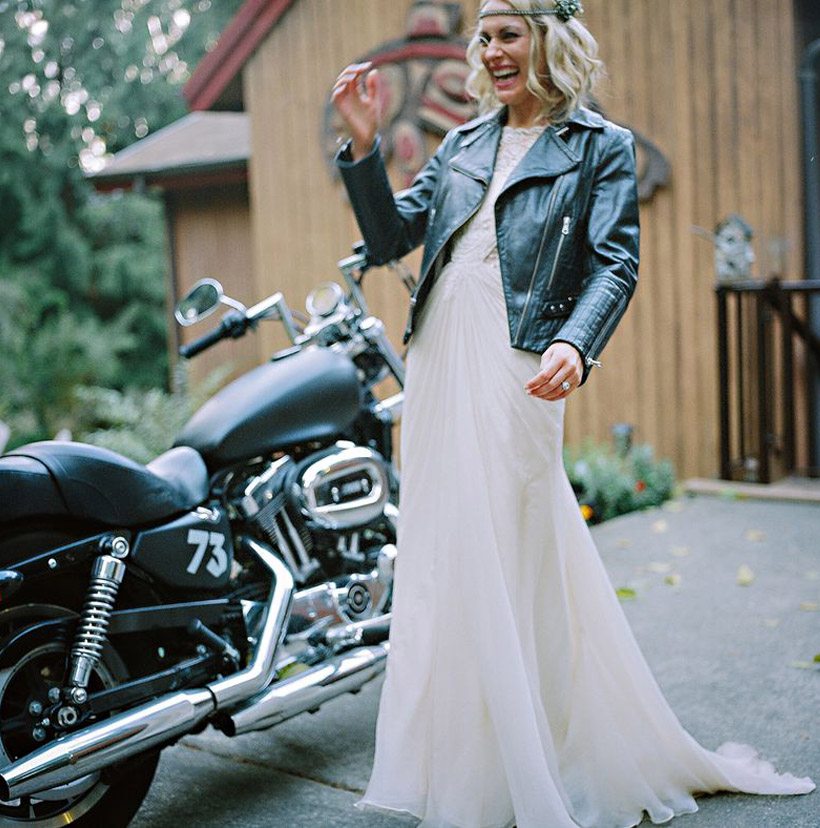 NOVIAS CON BIKER JACKET novias-rockeras-1 