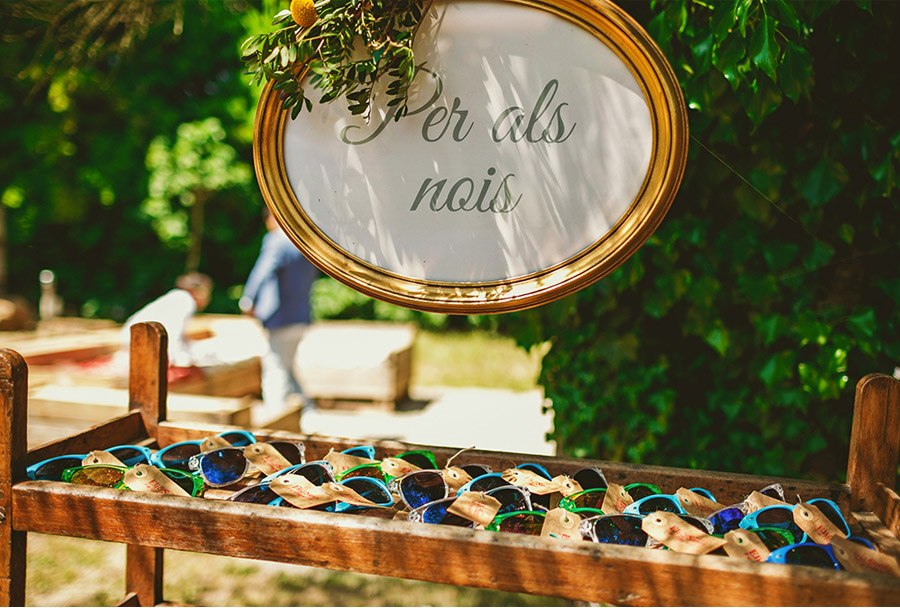 ELI & SANTI: UNA BODA MUY FAMILIAR bodas-emporda 