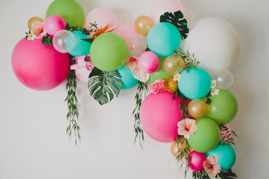 DIY ARCO CON FLORES Y GLOBOS arco-flores-y-globos 