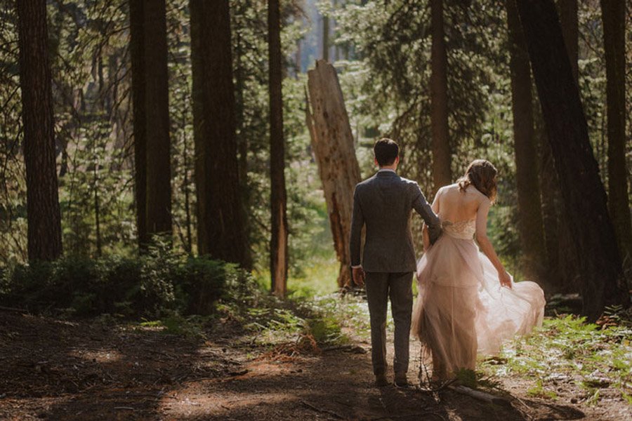 JULIA & JEFFREY: UNA SENCILLA BODA EN EL BOSQUE boda-en-bosque 