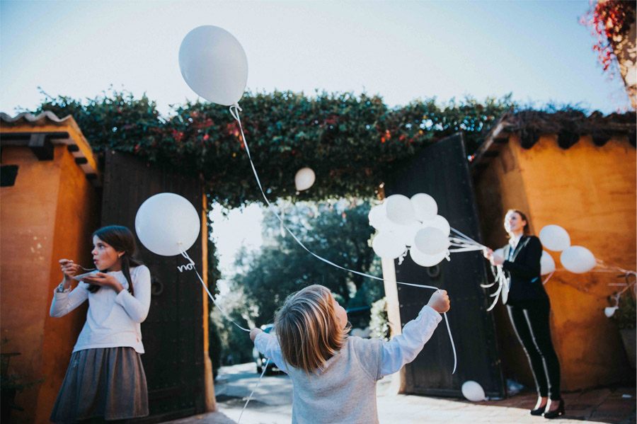 MARTA & ANDRÉS: DULCE BODA DE OTOÑO globos-boda 