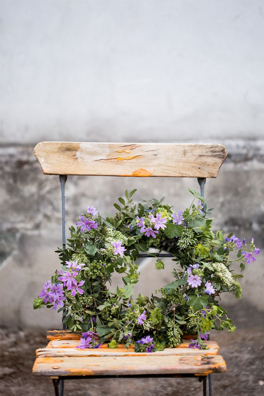 LAS CORONAS DE FLORES DE EL INVERNADERO corona-flores-boda 