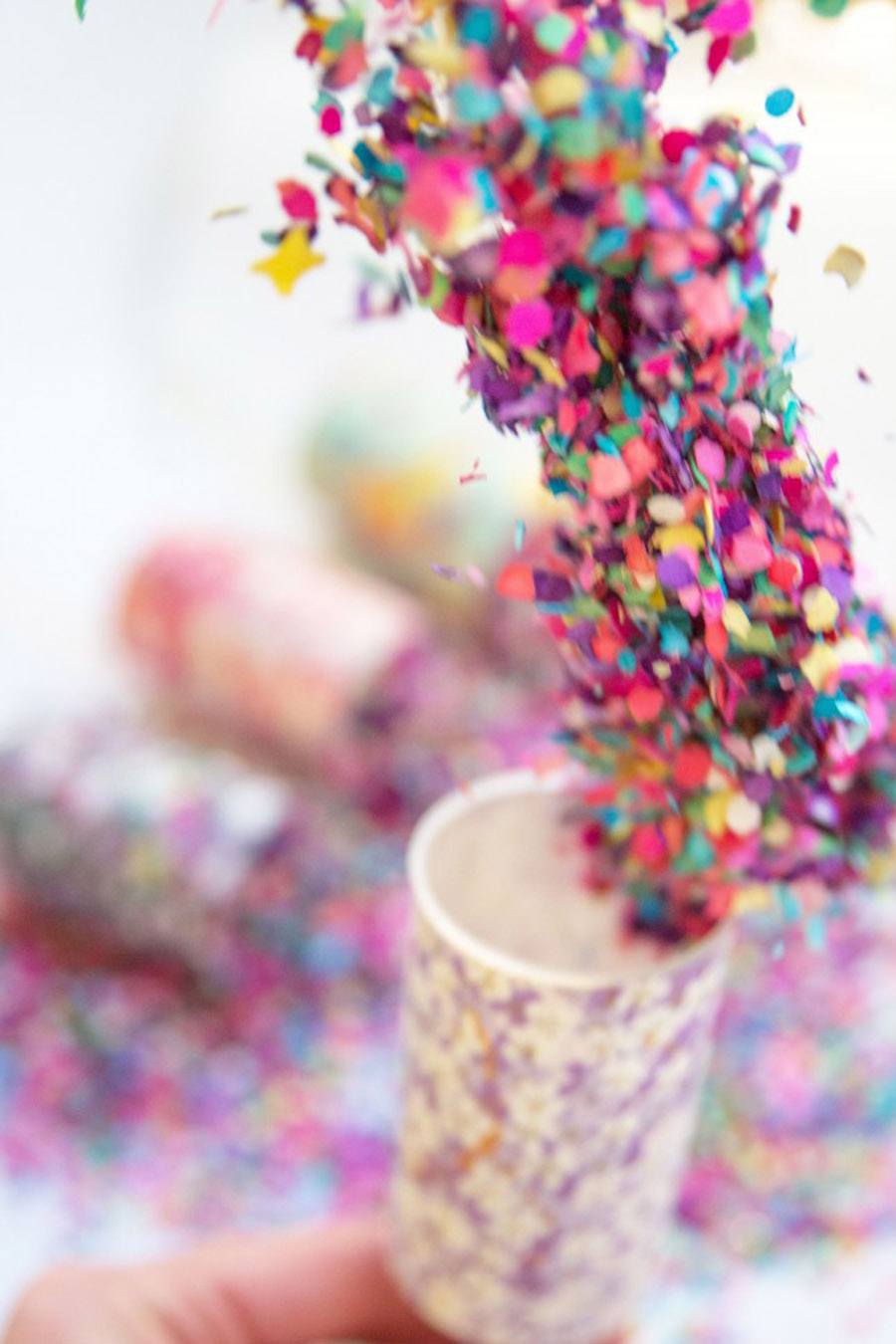 DIY: LANZADORES DE CONFETTI confetti-bodas 