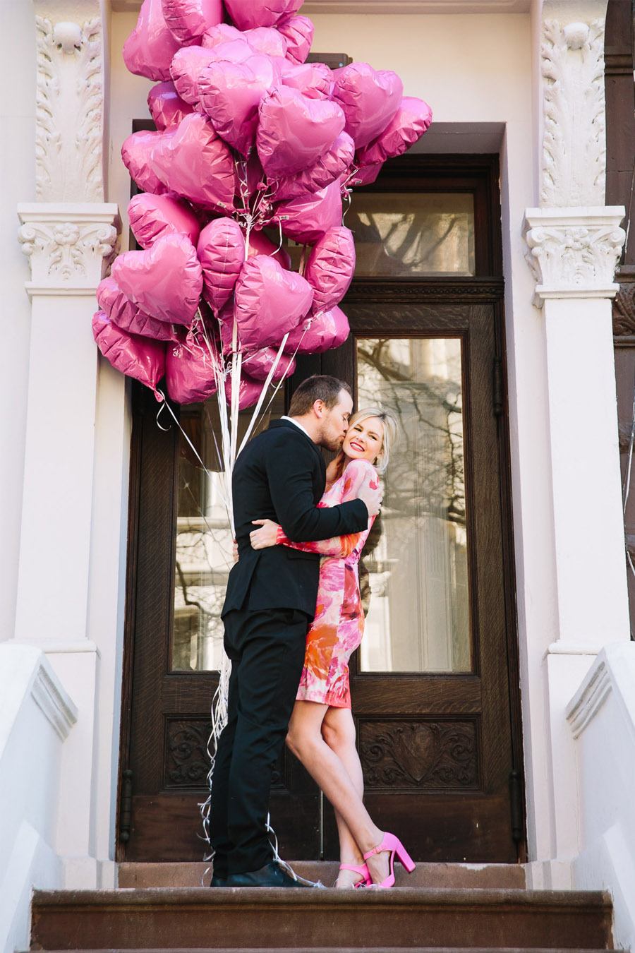 SORPRESA EN SAN VALENTÍN enamorados-san-valentin 