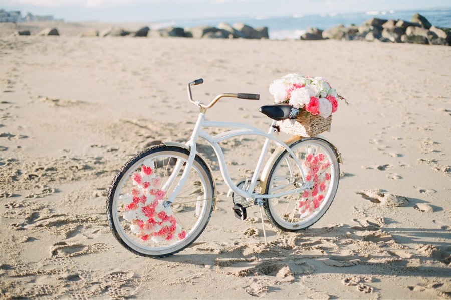 DIY: BICICLETA CON FLORES bicicleta-boda 