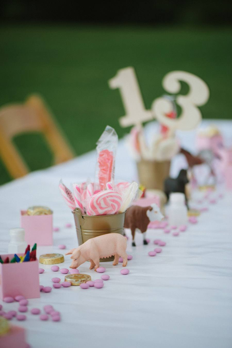 IDEAS PARA DECORAR LA MESA DE LOS NIÑOS mesa-infantil-boda 