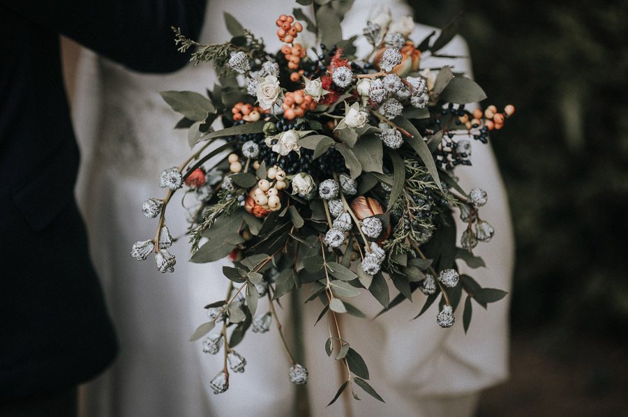 UNA BODA ÍNTIMA EN PORTUGAL ramo-novia 