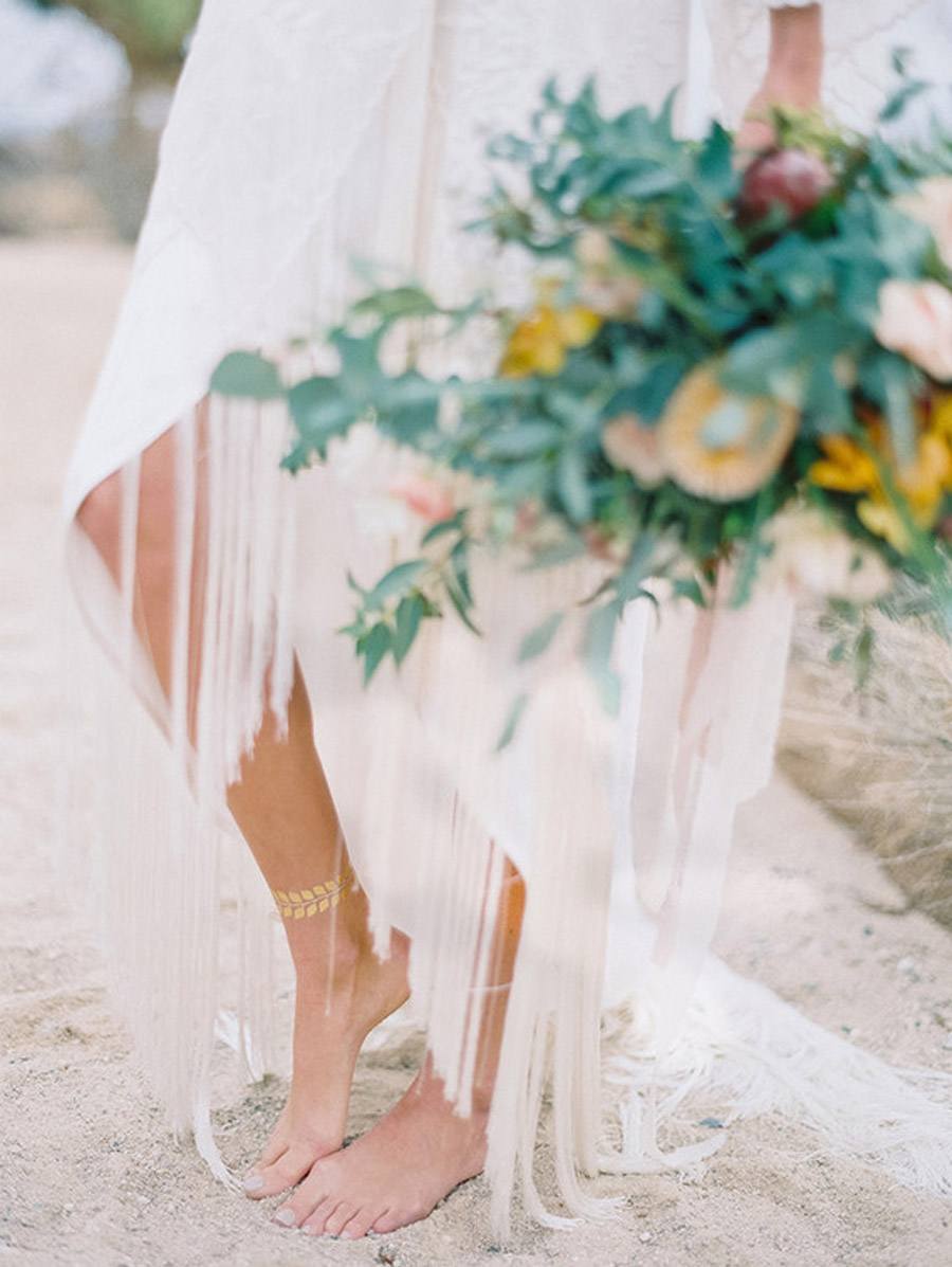 INSPIRACIÓN BOHEMIA EN EL DESIERTO novias-boho 