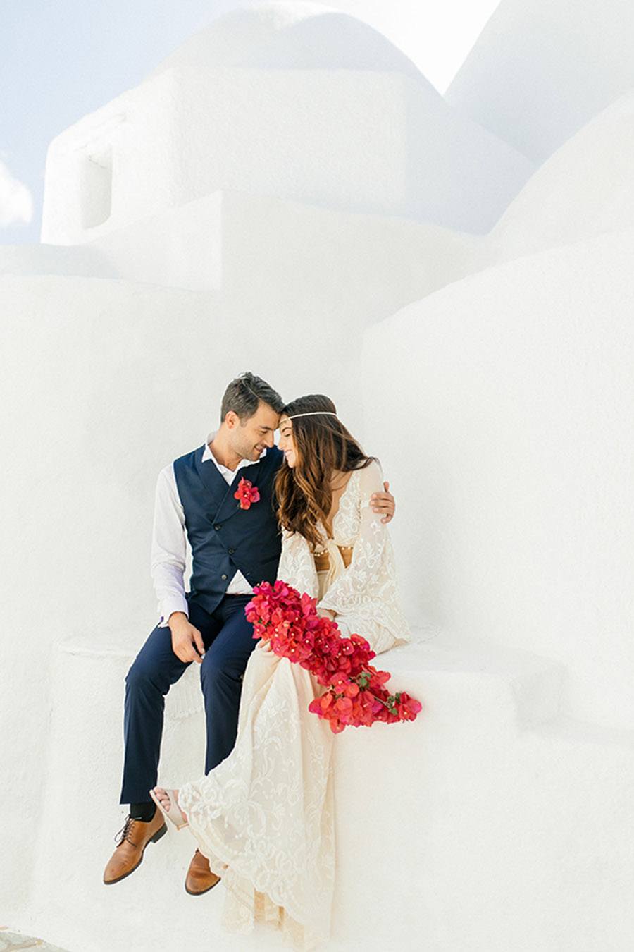 UNA BODA GRIEGA JUNTO AL MAR novios-boda-grecia 