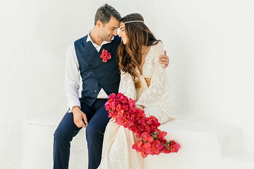 UNA BODA GRIEGA JUNTO AL MAR novios-boda-griega 