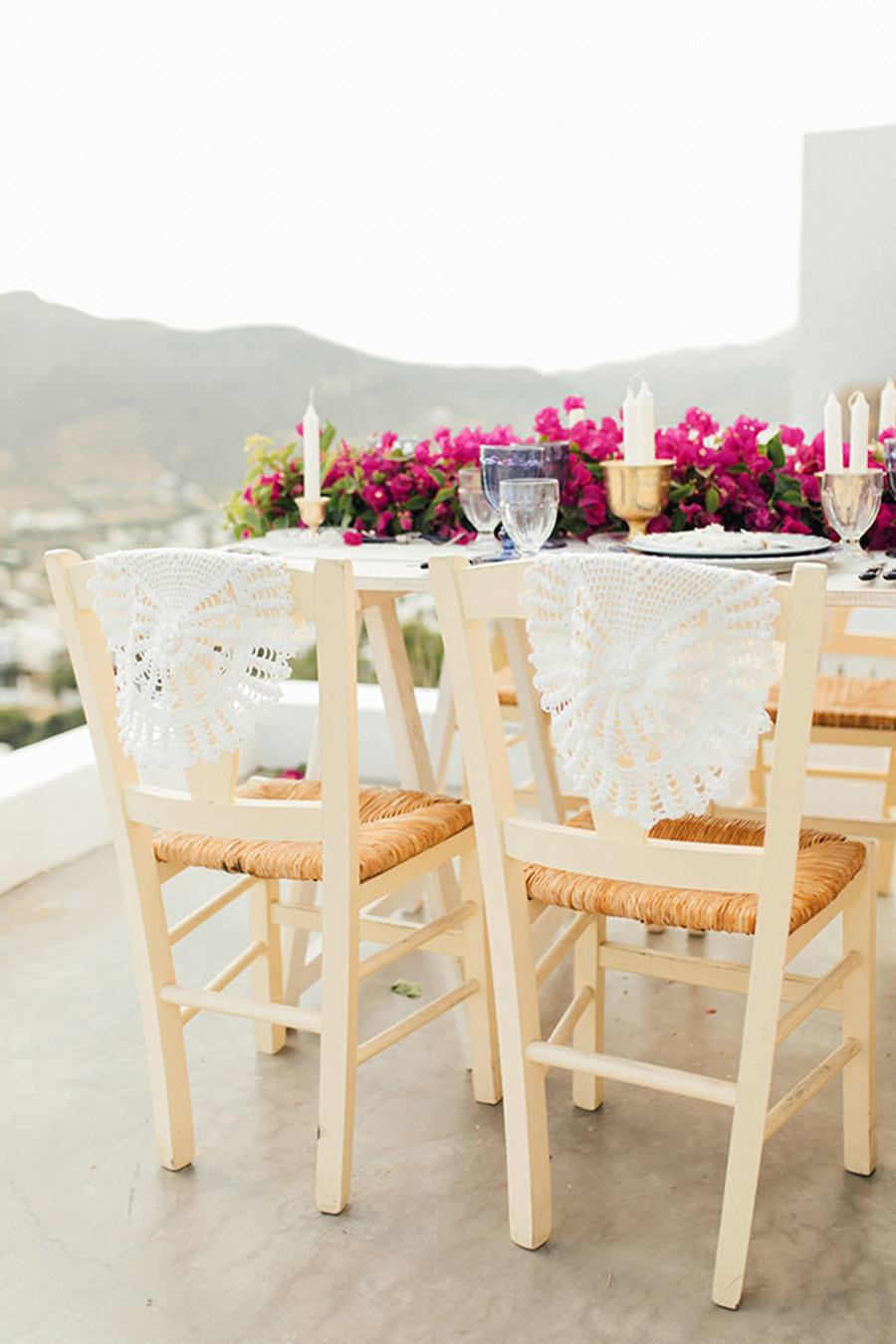 UNA BODA GRIEGA JUNTO AL MAR sillas-boda-griega 