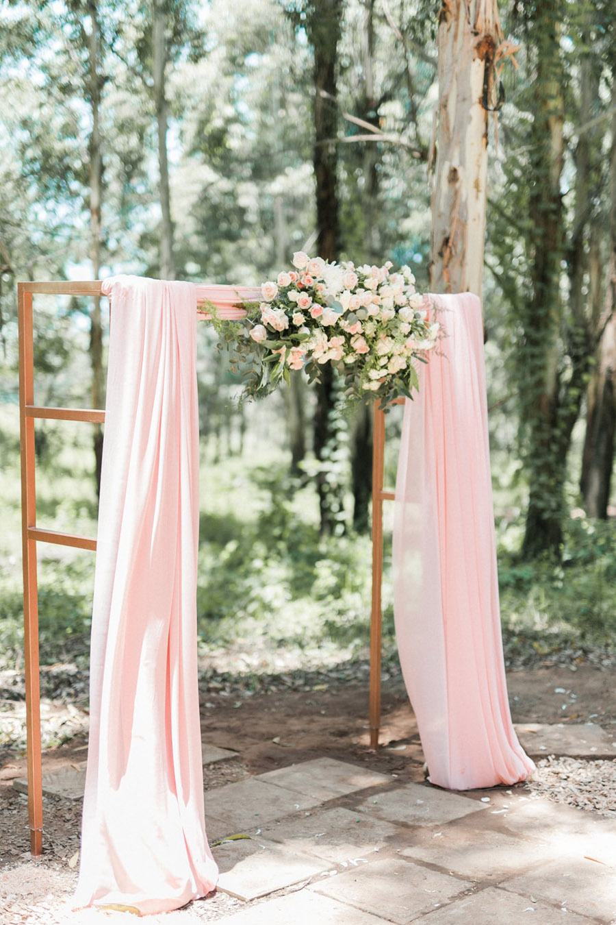 Decoración de boda rosa y dorado - Boda rústica 1