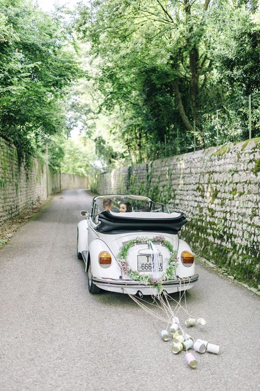 AMOR SOBRE RUEDAS coche-de-boda 