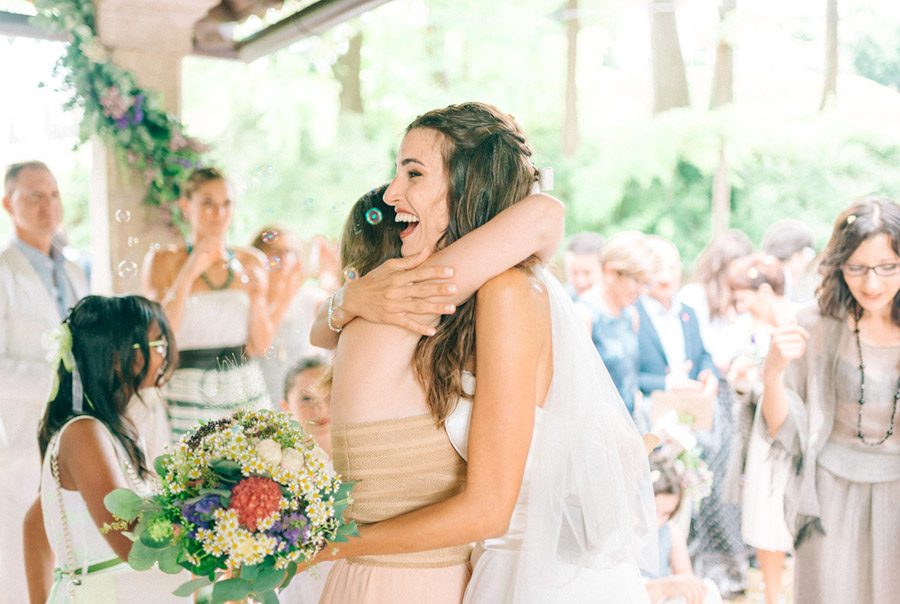 LIALA, ANDREAS Y SU PRECIOSA BODA ITALIANA salida-novios 