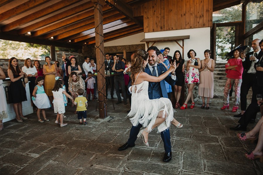 NATALIA & DAVID: UNA SENCILLA BODA DE CAMPO tango-boda 