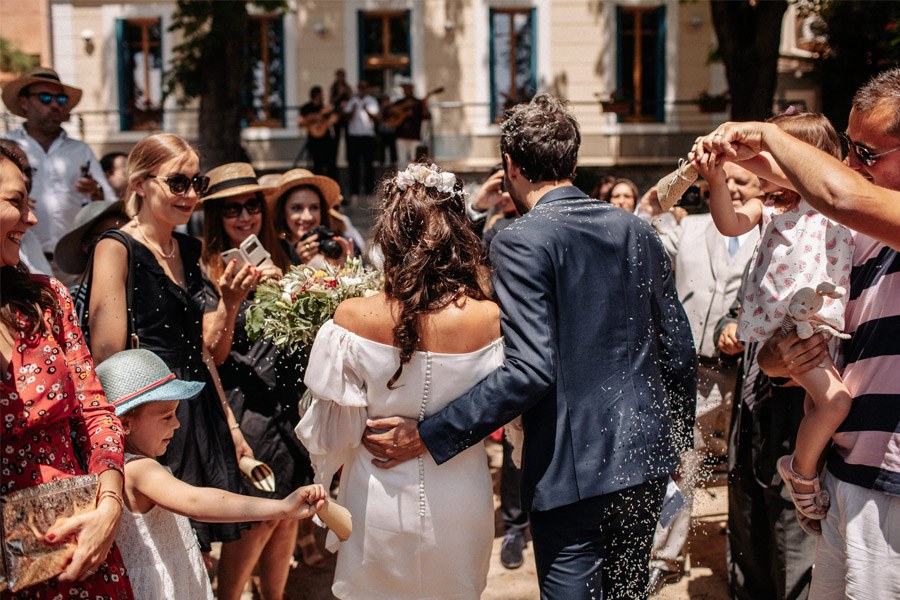 MARINA & PIERRE: INCREÍBLE FIN DE SEMANA DE BODA (I) salida-novios 