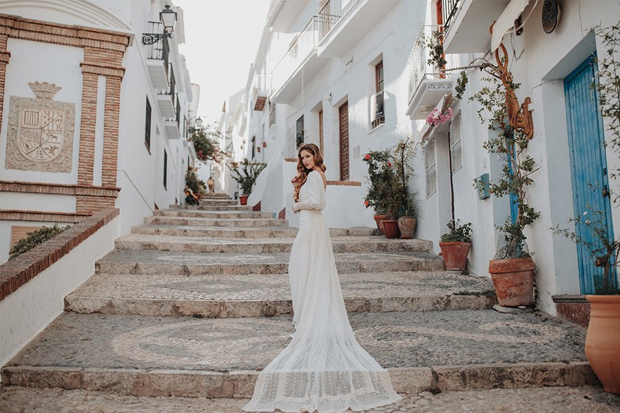 FRIGILIANA victoria-imaz-novia 