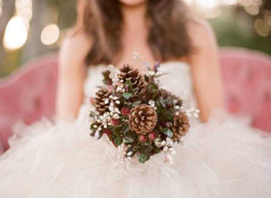 RAMOS DE NOVIA CON PIÑAS bouquet-novia-piñas 