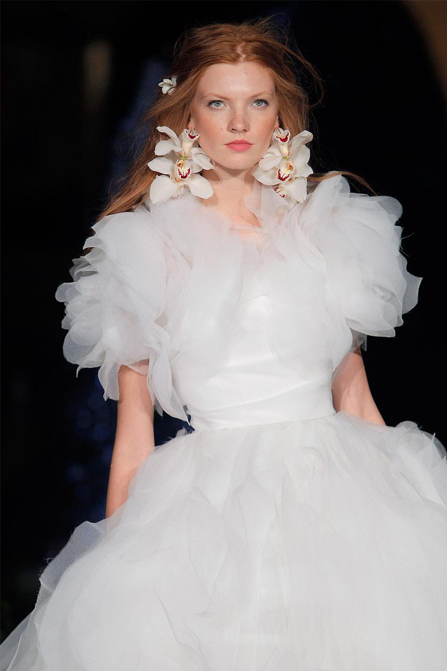 MARCHESA PROTAGONIZA LA BARCELONA BRIDAL NIGHT novia-marchesa-2020 