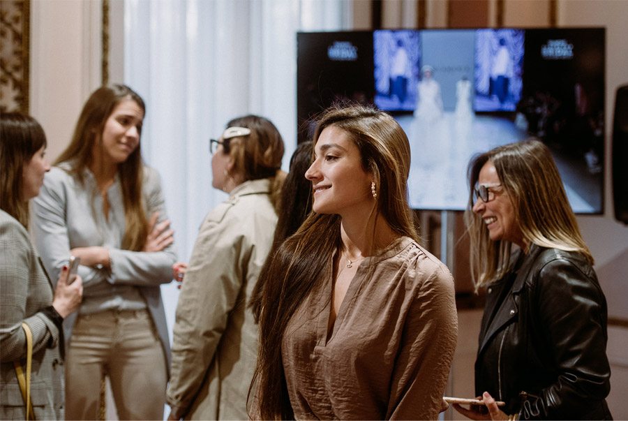 TERCERA ESCUELA DE MAQUILLAJE DE NARS EN BARCELONA invitadas-nars 