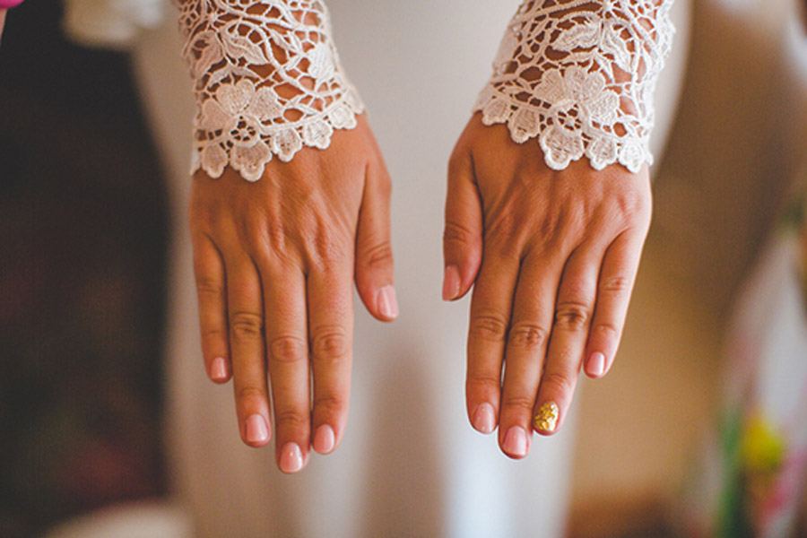 MANICURA PARA NOVIAS manos-novia 