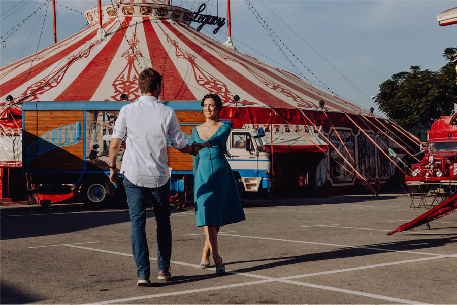 UNA MÁGICA BODA DE CIRCO pareja-circo 