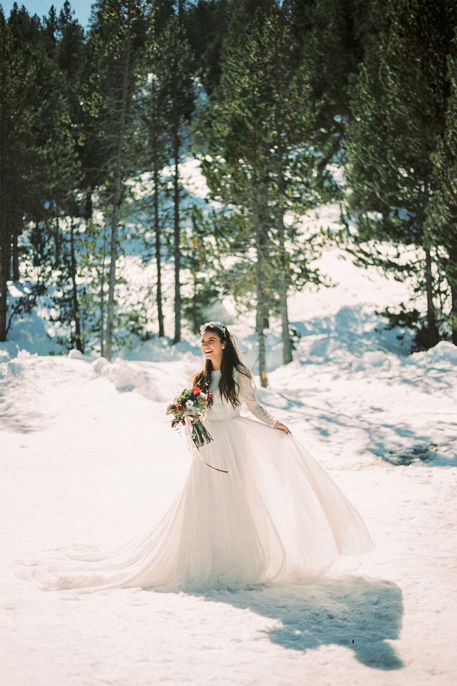 UNA ROMÁNTICA BODA DE INVIERNO novia-grandvalira 