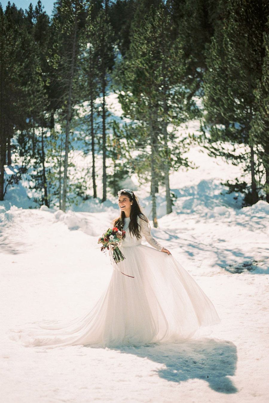 UNA ROMÁNTICA BODA DE INVIERNO novia-grandvalira 