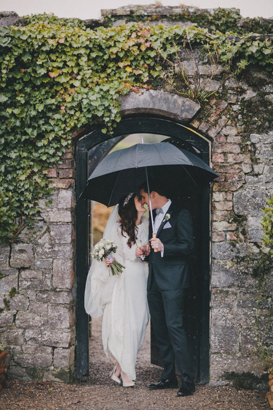 NOVIA MOJADA, NOVIA AFORTUNADA boda-con-lluvia 