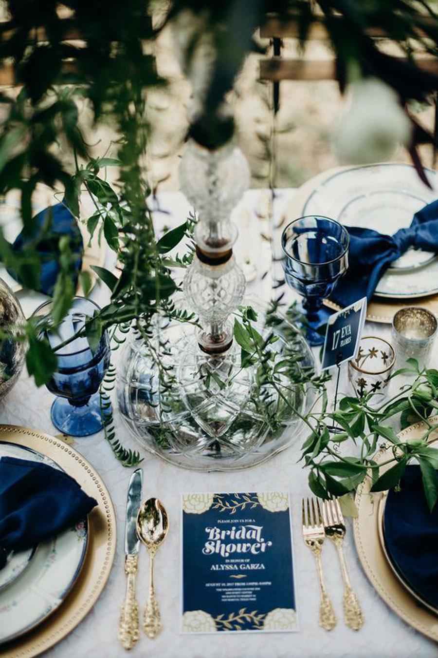 CLASSIC BLUE EN LAS BODAS DE 2020 classic-blue-deco-boda 