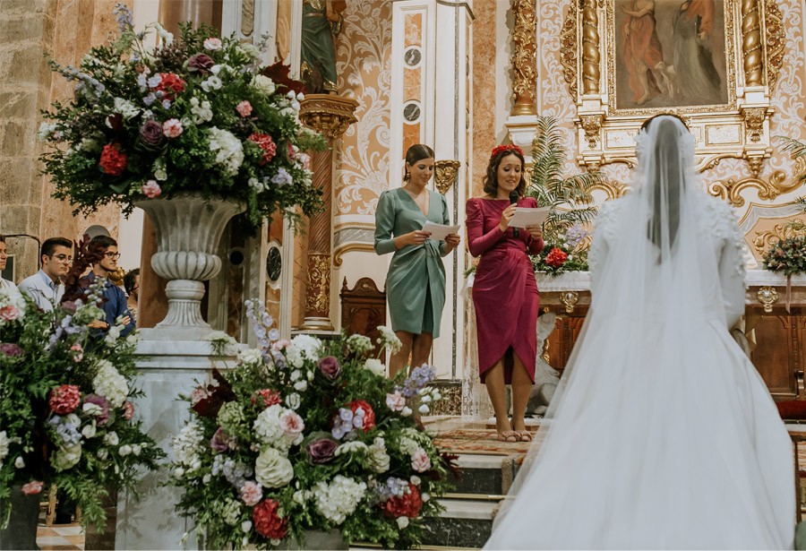 Mª CARMEN & DANI: UNA BODA LLENA DE LUZ damas-honor 