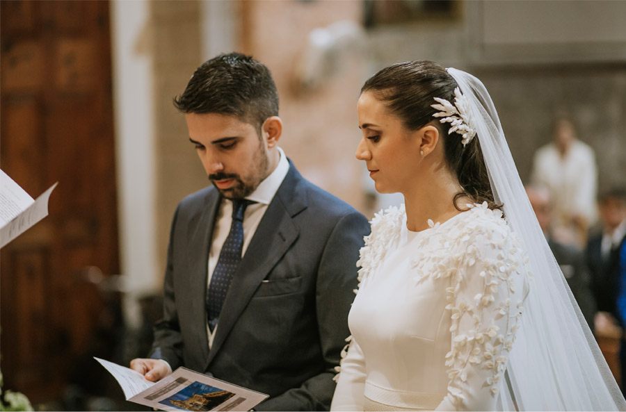 Mª CARMEN & DANI: UNA BODA LLENA DE LUZ novios-boda 