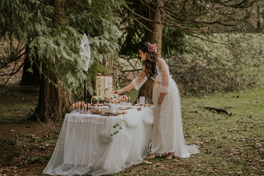 BODA MÁGICA EN EL BOSQUE mesa-dulce-boda 