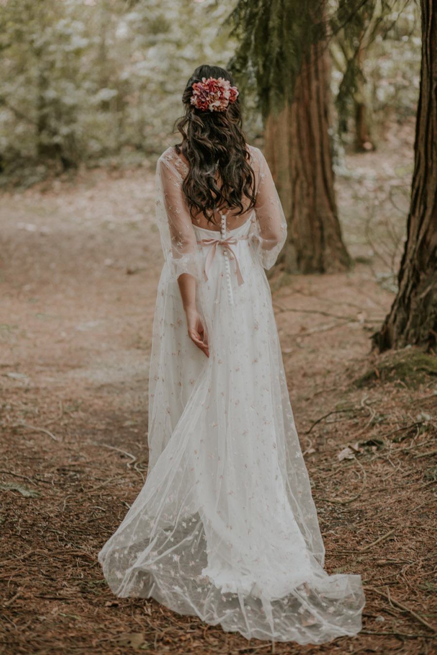 BODA MÁGICA EN EL BOSQUE novia-vestido 