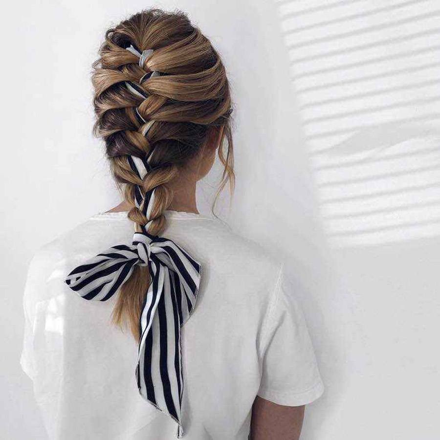 TRENZAS CON PAÑUELO, LA NUEVA TENDENCIA PARA INVITADAS trenzas-invitadas 