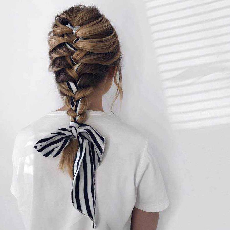 TRENZAS CON PAÑUELO, LA NUEVA TENDENCIA PARA INVITADAS trenzas-invitadas 