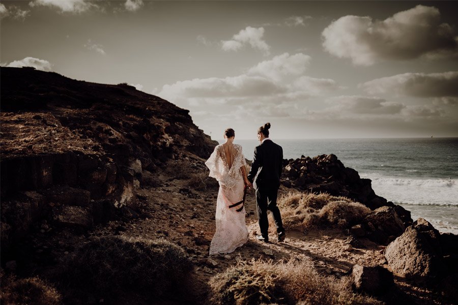 LAURE & MAURI: AMOR POR UNA ISLA boda-reportaje 