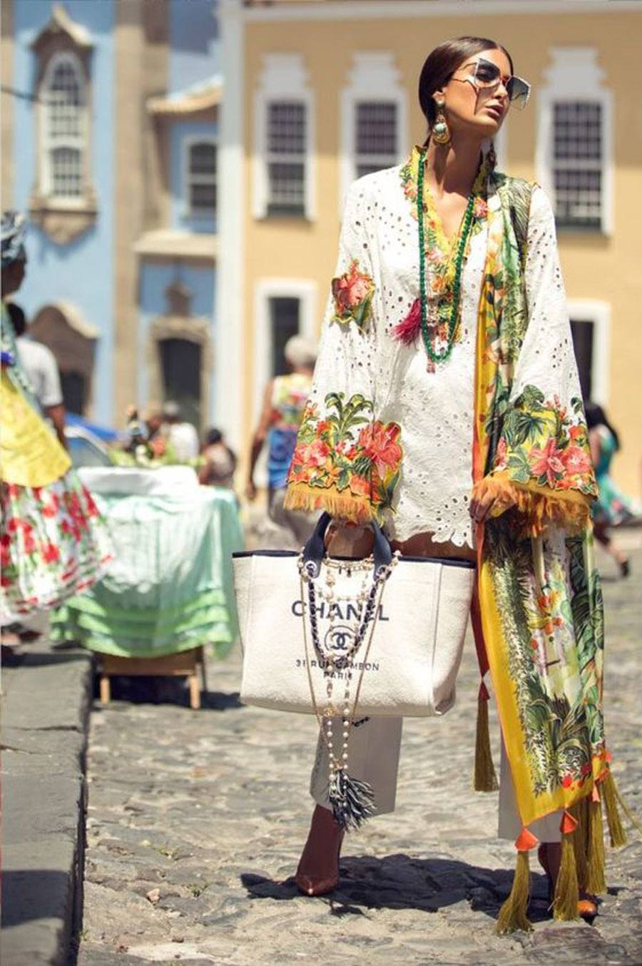 BORDADOS DE FLORES PARA INVITADAS bordados-vestido 