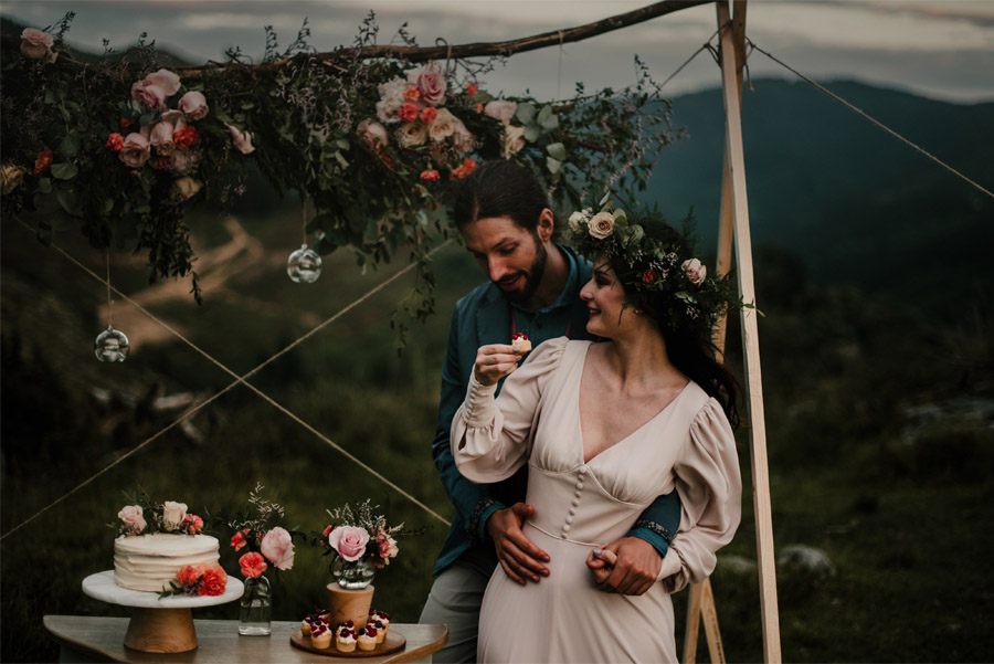 VERÓNICA Y AITOR: CUANDO EL AMOR TODO LO PUEDE candy-bar 