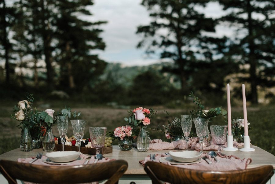 VERÓNICA Y AITOR: CUANDO EL AMOR TODO LO PUEDE deco-mesa-boda-1 