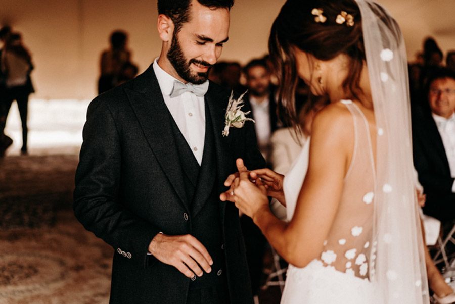 FLORINE & FLORIAN: ROMÁNTICA BODA DE OTOÑO alianzas-novios 