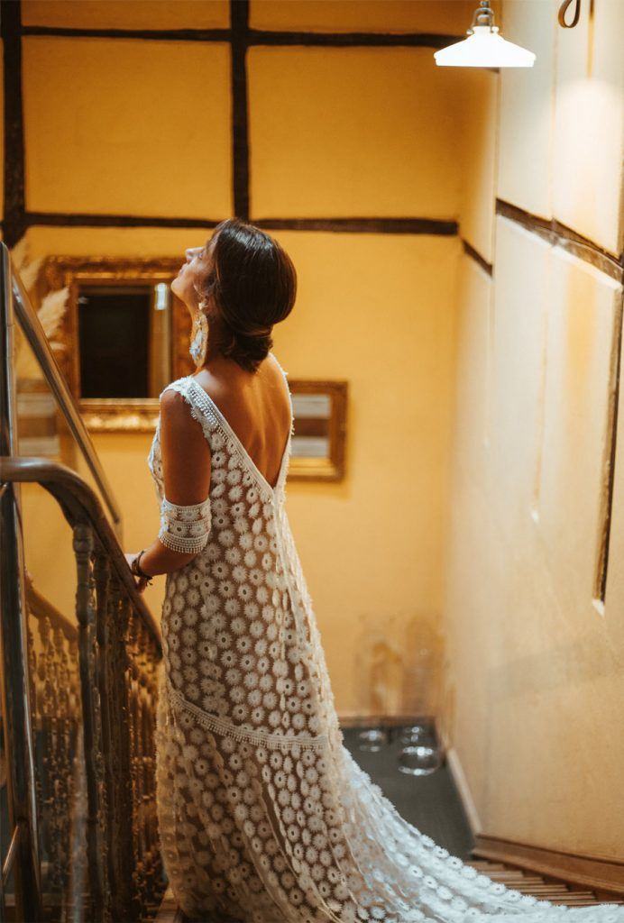 BODA EN UN CASERÍO CASTELLANO novia-vestido-692x1024 