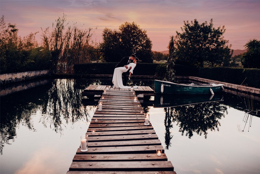 UNA BODA DE INVIERNO EN MALLORCA beso-novios 