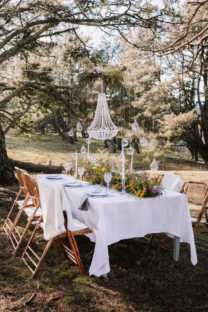 UNA BODA ÍNTIMA EN EL MONTE VASCO deco-mesa-boda-683x1024 