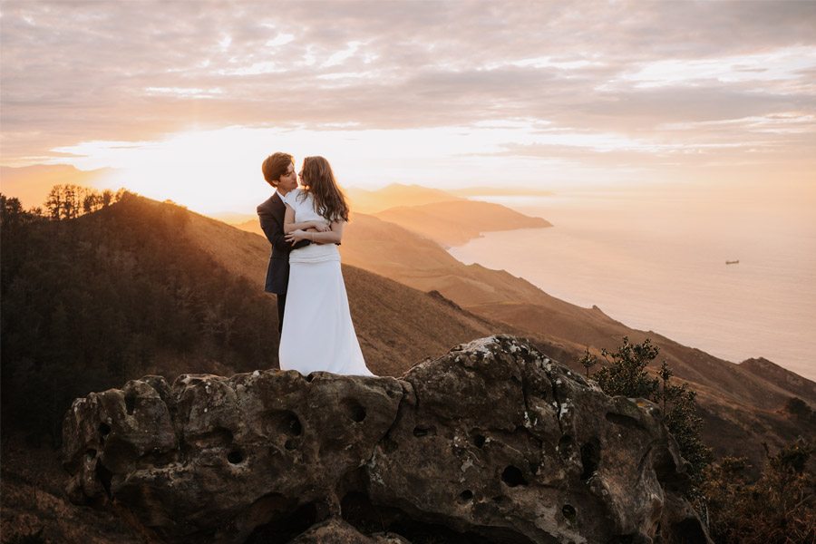 UNA BODA ÍNTIMA EN EL MONTE VASCO reportaje-novios 